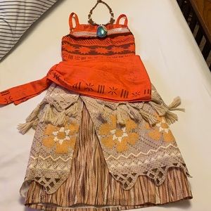 Moana costume/ dress up. Size 4.